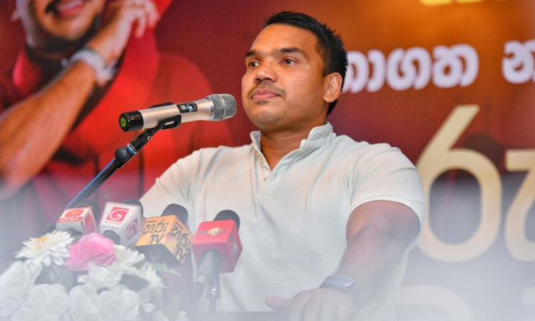 එදා අරගලයේදී ජනතාව උසි ගන්නපු අය රජ වෙලා තරුණ පිරිසක් එල්ලුම් ගහට ගිහින් -නාමල් රාජපක්ෂ
